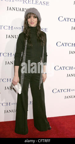 Jan 22, 2007; Hollywood, California, USA;   Actress JULIETTE LEWIS at the 'Catch and Release' World Premiere held at the Egyptian Theater, Hollywood. Mandatory Credit: Photo by Paul Fenton/ZUMA Press. (©) Copyright 2007 by Paul Fenton Stock Photo