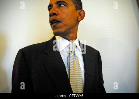 Jan 25, 2007 - Washington, DC, USA - Illinois Senator BARACK OBAMA (D) after a press conference with other Senators from the midwest to discuss their efforts promoting renewable and bio-based energy sources. Stock Photo
