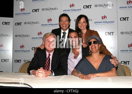 Jan. 27, 2007 - Hollywood, California, U.S. - K51507EG.MISS AMERICA PRESS CONFERENCE.ALADDIN HOTEL AND CASINO, LAS VEGAS, NEVADA 01-26-2007.CHRIS MATTHEWS, NIGEL BARKER, DEBBIE ALLEN, MICHAEL FEINSTEIN AND SUSAN POWELL.  -   2007(Credit Image: Â© Ed Geller/Globe Photos/ZUMAPRESS.com) Stock Photo