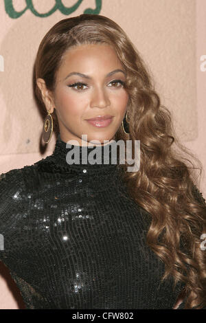 Feb 11, 2007; Hollywood, California, USA;  Singer/Actress BEYONCE KNOWLES  at the Sony BMG Post Grammy Party held at the Beverly Hills Hotel. Mandatory Credit: Photo by Paul Fenton/ZUMA Press. (©) Copyright 2007 by Paul Fenton Stock Photo