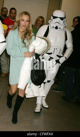 Feb 24, 2007; New York, NY, USA; Actress HAYDEN  PANETTIERE at the New York Comic Con held at the Jacob Javits Center. Mandatory Credit: Photo by Nancy Kaszerman/ZUMA Press. (©) Copyright 2007 by Nancy Kaszerman Stock Photo