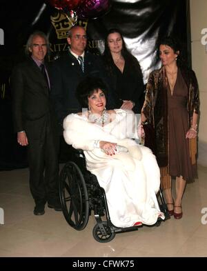 Feb. 28, 2007 - Hollywood, California, U.S. - K51961EG.ELIZABETH TAYLOR'S 75TH DIAMOND BIRTHDAY PARTY AT THE RITZ CARLTON HOTEL, LAS VEGAS, NV 02-27-2007.  -   2007.ELIZABETH TAYLOR WITH FAMILY.MICHAEL WILDING JR. CHRISTOPHER WILDING, MARIA BURTON AND LIZA TODD BURTON(Credit Image: Â© Ed Geller/Glob Stock Photo