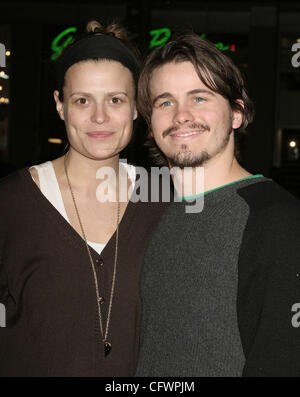 Mar 05, 2007; Hollywood, California, USA;  Actor JASON RITTER  at the '300' Los Angeles Premiere held at Grauman's Chinese Theatre, Hollywood. Mandatory Credit: Photo by Paul Fenton/ZUMA Press. (©) Copyright 2007 by Paul Fenton Stock Photo