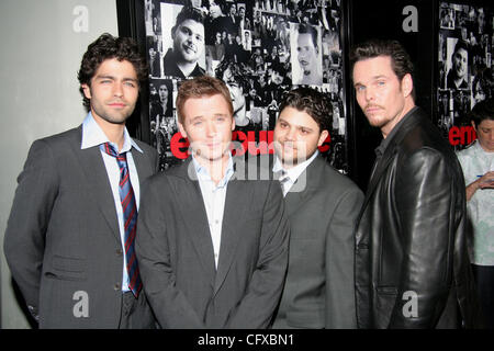 Apr 05, 2007 - Hollywood, CA, USA - ADRIAN GRENIER, KEVIN CONNOLLY, JERRY FERRARA and KEVIN DILLON arriving at the Hollywood Premiere of Season three of the HBO Original Series 'ENTOURAGE', held at the Cinerama Dome on Sunset Boulevard. (Credit Image: © Camilla Zenz/ZUMA Press) Stock Photo