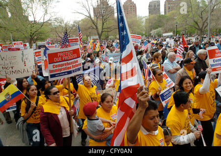 Hundreds of immigrant community members rally in Washington Square Park and march up Broadway to highlight the humanitarian crisis created by immigration raids, deportations, and the failure of the federal government to enact immigration reform. Rally participants called on Congress and President Bu Stock Photo