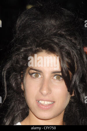 May 09, 2007 - New York, NY, USA - AMY WINEHOUSE spotted out and about in downtown New York (Credit Image: © Dan Herrick-KPA/Dan Herrick/ZUMA Press) Stock Photo