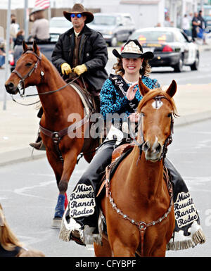 Rowell Ranch Rodeo queen Amanda Delaplane rides in the Rowell Ranch Rodeo Parde on Saturday, May 12, 2007, in Castro Valley, Calif. (Jane Tyska/The Daily Review) Stock Photo