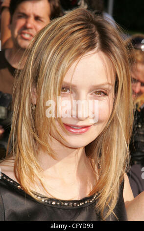 May 15, 2007 - New York, NY, USA - Actress CALISTA FLOCKHART at the arrivals for the ABC Primetime Preview 2007-2008 Upfront held at Lincoln Center. (Credit Image: © Nancy Kaszerman/ZUMA Press) Stock Photo