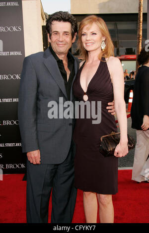 May 22, 2007 - Hollywood, California, USA - Actress MARG HELGENBERGER & Actor ALAN ROSENBERG at the 'Mr. Brooks' Hollywood Premiere held at the Mann Chinese Theatre. (Credit Image: © Lisa O'Connor/ZUMA Press) Stock Photo