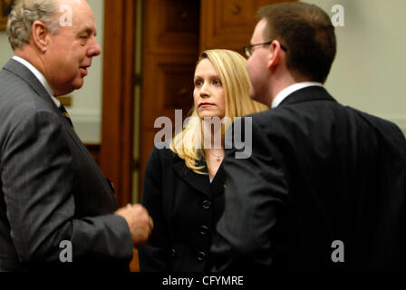 May 23, 2007 - Washington, DC, USA - Former Justice Department liaison to the White House, MONICA GOODLING, meets with her lawyer, JOHN DOWD (left) prior to testifying before the House Judiciary committee about her role in the firing of US attorneys in late 2006 and early 2007. Goodling denied taken Stock Photo