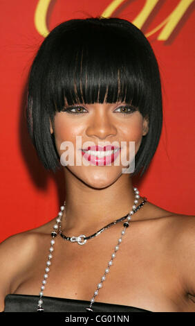 Jun 07, 2007 - New York, NY, USA - Singer RIHANNA at the arrivals for the Cartier Charity Love Bracelet Cocktail Party held at the Cartier Mansion. (Credit Image: © Nancy Kaszerman/ZUMA Press) Stock Photo