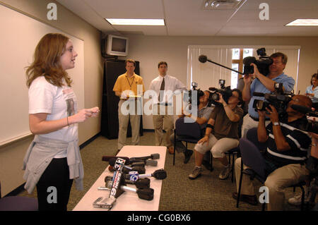 Jun 23, 2007 - Canton, Ohio, USA - Canton, Ohio Police Department, Officer Bobby Cutts, Jr. (30) has been arrested. The six-year police veteran is charged with two counts of murder: for Jessie Marie Davis (26) and for her unborn child, a girl due for delivery on July 3, which has been reported to be Stock Photo