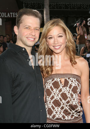 Jun 27, 2007; Hollywood, California, USA;  Actor JON CRYER and wife  Actress LISA JOYNER  at the Hollywood Premiere of ' Transformers' held at Mann's Village Theater. Mandatory Credit: Photo by Paul Fenton/ZUMA Press. (©) Copyright 2007 by Paul Fenton Stock Photo