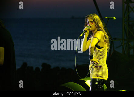 Actress / singer Juliette Lewis of Juliette And The Licks performs along the Black Sea in Istanbul Turkey July 1 2007. Stock Photo