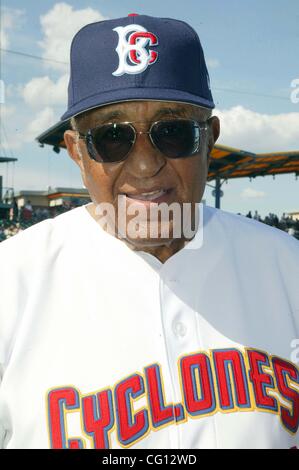 Vintage photograph of baseball player Don Newcombe who pitched with the  Brooklyn Dodgers in the 1940s and 50s Stock Photo - Alamy