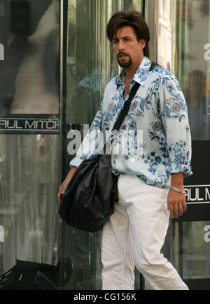 Jul 25, 2007 - New York, NY, USA - Actor ADAM SANDLER films his new movie 'You Don't Mess with the Zohan' outside of the Paul Mitchell hair studio located on Fifth Avenue.  (Credit Image: © Nancy Kaszerman/ZUMA Press) Stock Photo
