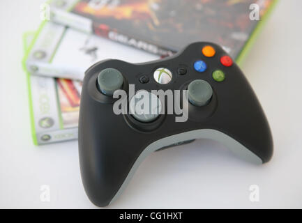 Aug 17, 2007 - Sydney, New South Wales, Australia - Microsoft announced today that the 'Elite' version of its Xbox 360 console will hit Australian stores on 30th August. Catering for the high-end AV enthusiast, the new model sports a glossy black finish similar to the PlayStation 3 and is equipped w Stock Photo