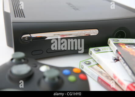 Aug 17, 2007 - Sydney, New South Wales, Australia - Microsoft announced today that the 'Elite' version of its Xbox 360 console will hit Australian stores on 30th August. Catering for the high-end AV enthusiast, the new model sports a glossy black finish similar to the PlayStation 3 and is equipped w Stock Photo