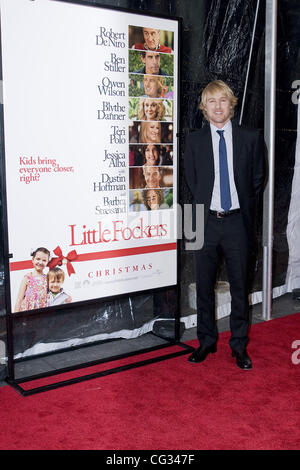 Owen Wilson,  at the world premiere of 'Little Fockers' shown at the Ziegfeld Theatre. New York City, USA - 15.12.10 Stock Photo