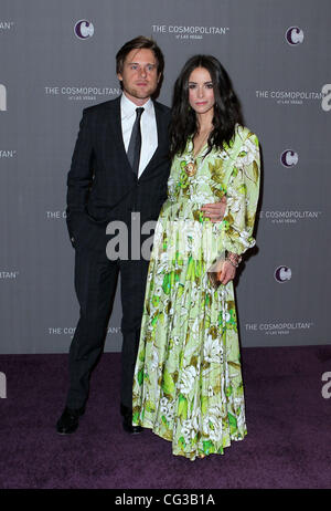 Andrew Pruett and Abigail Spencer    The Cosmopolitan Grand Opening and New Year's Eve Celebration at Marquee Nightclub in The Cosmopolitan Las Vegas, Nevada - 31.12.10 Stock Photo