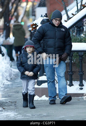 Matthew Broderick walking his son James Wilke Broderick to school New York City, USA - 13.01.11 Stock Photo