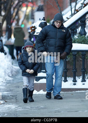 Matthew Broderick walking his son James Wilke Broderick to school New York City, USA - 13.01.11 Stock Photo