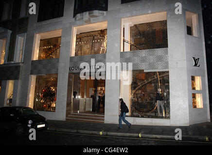 Louis Vuitton Maison on New Bond Street London, England - 02.02.11 Stock Photo