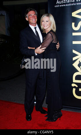John Easterling and Olivia Newton John 2011 G'Day USA Los Angeles Black Tie Gala to honor Barry Gibb, Roy Emerson and Abbie Cornish - Arrivals Los Angeles, California - 22.01.11 Stock Photo