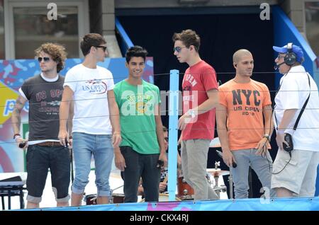 25th Aug 2012. The Wanted, Jay McGuiness, Tom Parker, Siva Kaneswaran, Nathan Sykes, Max George in attendance for 2012 Arthur Ashe Kids' Day, USTA Billie Jean King National Tennis Center, Flushing, NY August 25, 2012. Photo By: Derek Storm/Everett Collection Stock Photo