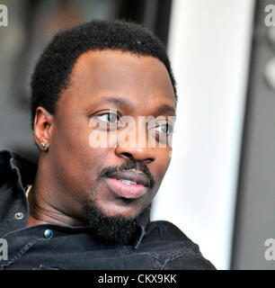 JOHANNESBURG, SOUTH AFRICA: American R&B singer Anthony Hamilton at the Nelson Mandela Foundation on August 21, 2012 in Johannesburg, South Africa. (Photo by Gallo Images / Daily Sun / Noko Mashilo) Stock Photo