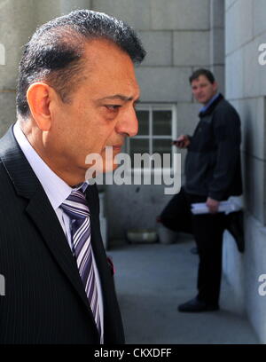 27th Aug 2012. Cape Town, South Africa. Murdered tourist Anni Dewani’s father, Vinod Hindocha outside the Western Cape High Court in Cape Town, South Africa. Xoleli Mngeni one of the suspects in Anni’s murder was making a court appearance.(Photo by Gallo Images / Nardus Engelbrecht) Stock Photo