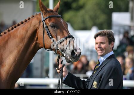 Wednesday 29th August 2012. Burghley House Stamford, England, UK. Clayton Fredericks (AUS) presents WALTERSTOWN DON during the First Horse Inspection at The Land Rover Burghley Horse Trials. Stock Photo