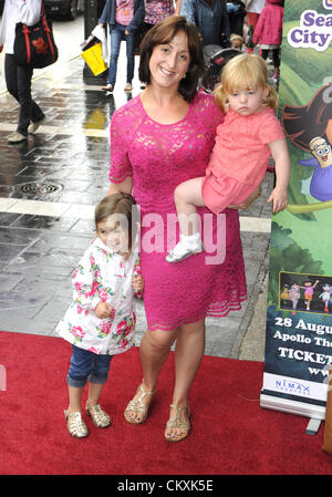 Natalie Cassidy on the red carpet at the Celebrity & Press Performance of Nickelodeon's 'Dora the Explorer' at the Apollo Theatre, Shaftesbury Avenue, London, UK. August 29th 2012.   Stock Photo