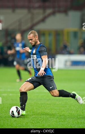 Wesley Sneijder (Inter), SEPTEMBER 2, 2012 - Football / Soccer : Italian 'Serie A' match between Inter Milan 1-3 AS Roma at Stadio Giuseppe Meazza in Milan, Italy. (Photo by Enrico Calderoni/AFLO SPORT) [0391] Stock Photo