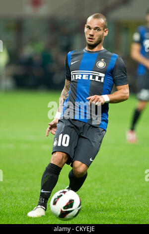 Wesley Sneijder (Inter), SEPTEMBER 2, 2012 - Football / Soccer : Italian 'Serie A' match between Inter Milan 1-3 AS Roma at Stadio Giuseppe Meazza in Milan, Italy. (Photo by Enrico Calderoni/AFLO SPORT) [0391] Stock Photo