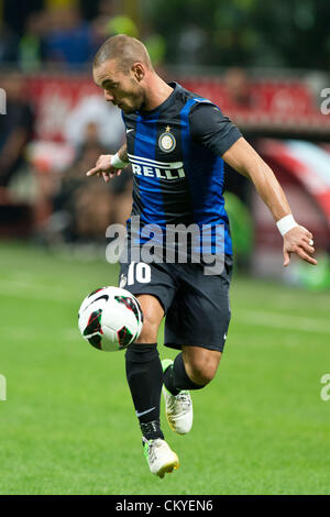 Wesley Sneijder (Inter), SEPTEMBER 2, 2012 - Football / Soccer : Italian 'Serie A' match between Inter Milan 1-3 AS Roma at Stadio Giuseppe Meazza in Milan, Italy. (Photo by Enrico Calderoni/AFLO SPORT) [0391] Stock Photo