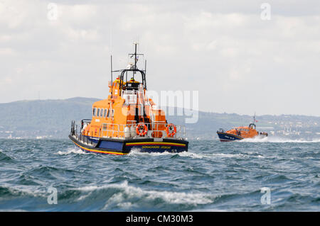 Bangor, County Down. 23/09/2012 - Donaghadee and Portpatrick RNLI lifeboat crews scan the sea for survivors and bodies.  Emergency Services hold 'Operation Diamond', a joint training exercise off the coast of North Down. Stock Photo