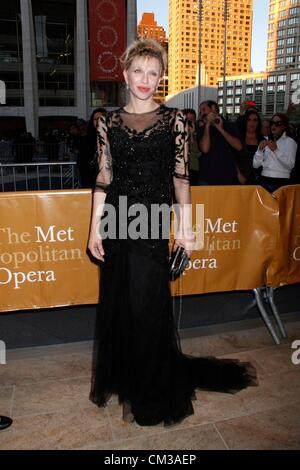 Coutney Love arrivals 2012 Metropolitan Opera Opening Night Gala ...