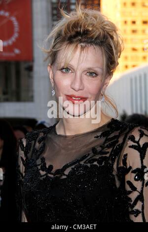 Coutney Love arrivals 2012 Metropolitan Opera Opening Night Gala ...