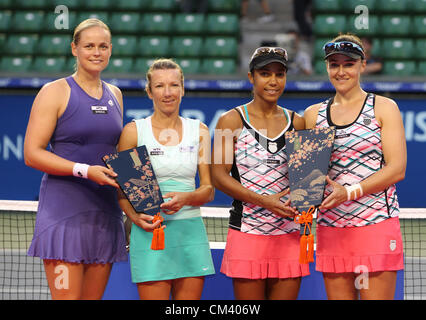 Sept. 29, 2012 - Tokyo, Japan - RAQUEL KOPS-JONES and ABIGAIL SPEARS of the US and ANNA-LENA GROENEFELD of Germany and KVETA PESCHKE of the Czech Republic pose for photographs after playing the doubles final match during the Toray Pan Pacific Open tennis tournament at Ariake Colosseum on September 29, 2012 in Tokyo, Japan. (Credit Image: © Junko Kimura/Jana Press/ZUMAPRESS.com) Stock Photo
