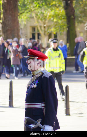 York, UK. 14th October, 2012. Judges, barristers and representatives of the legal community  processed through York today to the Minster for the annual Legal Service for the North-Eastern Circuit to mark the beginning of the legal year. Dignitaries walking upto York Minster. Stock Photo