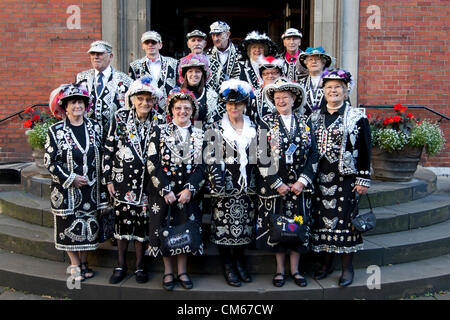 14th Oct 2012,  Pearly Kings & Queens Harvest Festival St. Paul's Church, Covent Garden, London, UK. Stock Photo