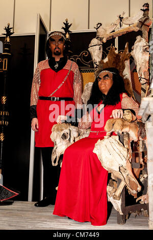 London, United Kingdom, 19/10/2012. Josefin Sockertopp, 23, and Sonnie Gustavsson, 29 were married in the first UK  Klingon wedding at the 'Destination Star Trek' convention which  opened at ExCel Centre in London © Mario Mitsis / Alamy Stock Photo