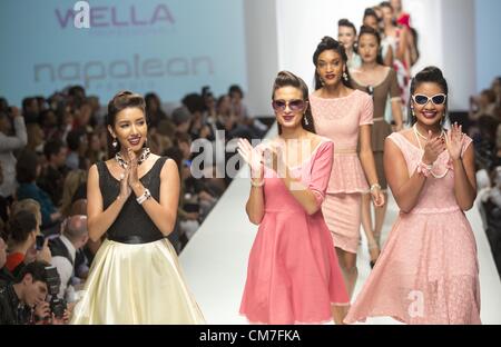 Oct. 21, 2012 - Los Angeles, California (CA, United States - Models perform during the closing night of Los Angeles Fashion Weekend at Sunset Gower Studios in Hollywood, California, October 21, 2012. (Credit Image: © Ringo Chiu/ZUMAPRESS.com) Stock Photo