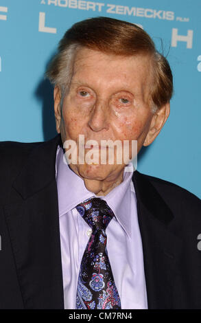 Oct. 23, 2012 - Hollywood, California, U.S. - Sumner Redstone attends the Premiere Of''Flight'' .at the Arc Light Theater in Hollywood,Ca on October 23,2012.. 2012(Credit Image: © Phil Roach/Globe Photos/ZUMAPRESS.com) Stock Photo