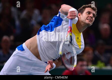 31.10.2012 Paris, France. Paul-Henri Mathieu in action against Andy Murray during the BNP Paribas Masters ATP World Tour Masters. Stock Photo