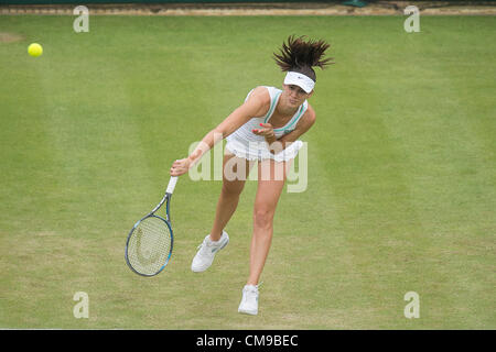 28.06.2012  The All England Lawn Tennis and Croquet Club. London, England. Tsvetana Pironkova of Bulgaria in action against Maria Sharapova of Russia during second round at Wimbledon Tennis Championships at The All England Lawn Tennis and Croquet Club. London, England, UK Stock Photo