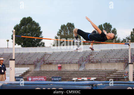 Indianapolis, IN, USA, 30 June 2012.  Jeff Skiba, a single-leg amputee competes in the high jump at the U.S. Paralympic Trials for track and field.  Skiba is the Paralympic world record holder in high jump. Stock Photo