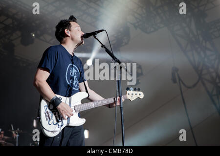 American band, Blink 182, performing at Eden Sessions, 8th July 2012 at the Eden Project, Cornwall, Mark Hoppus Stock Photo