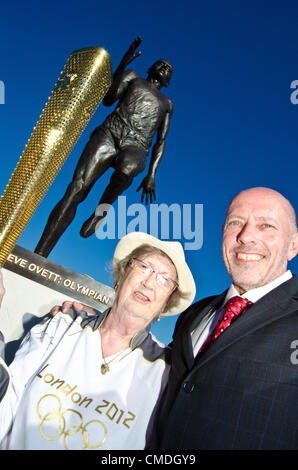 Olympic Gold Medallist Steve Ovett with Olympic torchbearer Sylvia Baker, 87, at the unveiling of the new statue of him on Madeira Drive Brighton.  Tuesday 24th July 2012 photo©Julia Claxton Stock Photo